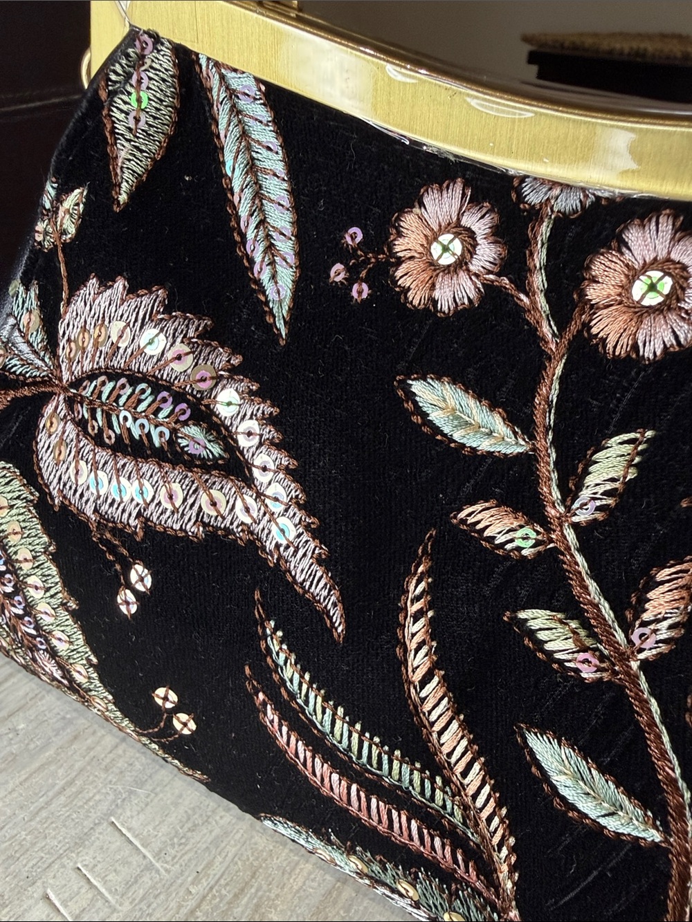 Patricia Nash Black Velvet Floral Embroidered Top-Handle Clutch - Picture 14 of 15